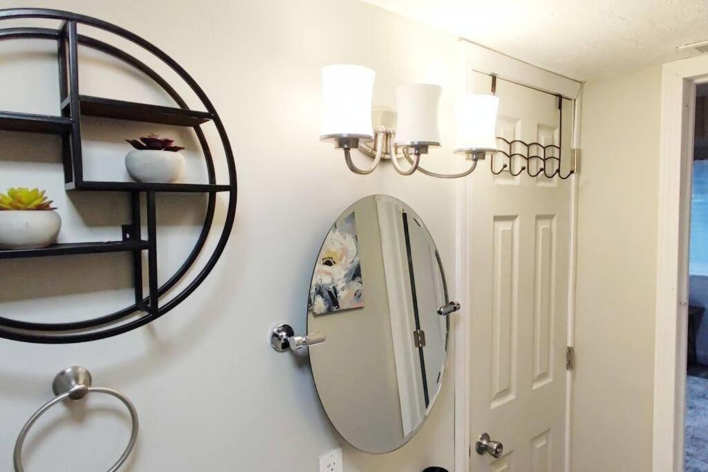 Spacious Suite Close To Downtown Indy/ King Bed Indianapolis Luaran gambar